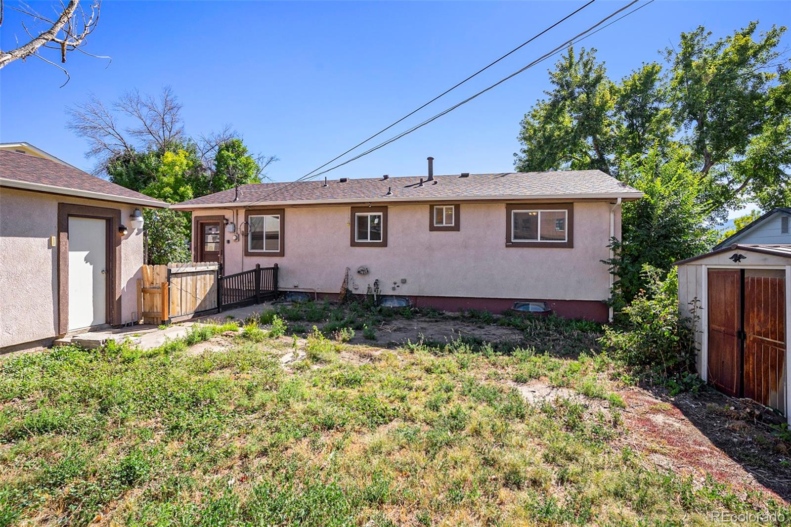 414 Maplewood Dr, Colorado Springs, CO 80907