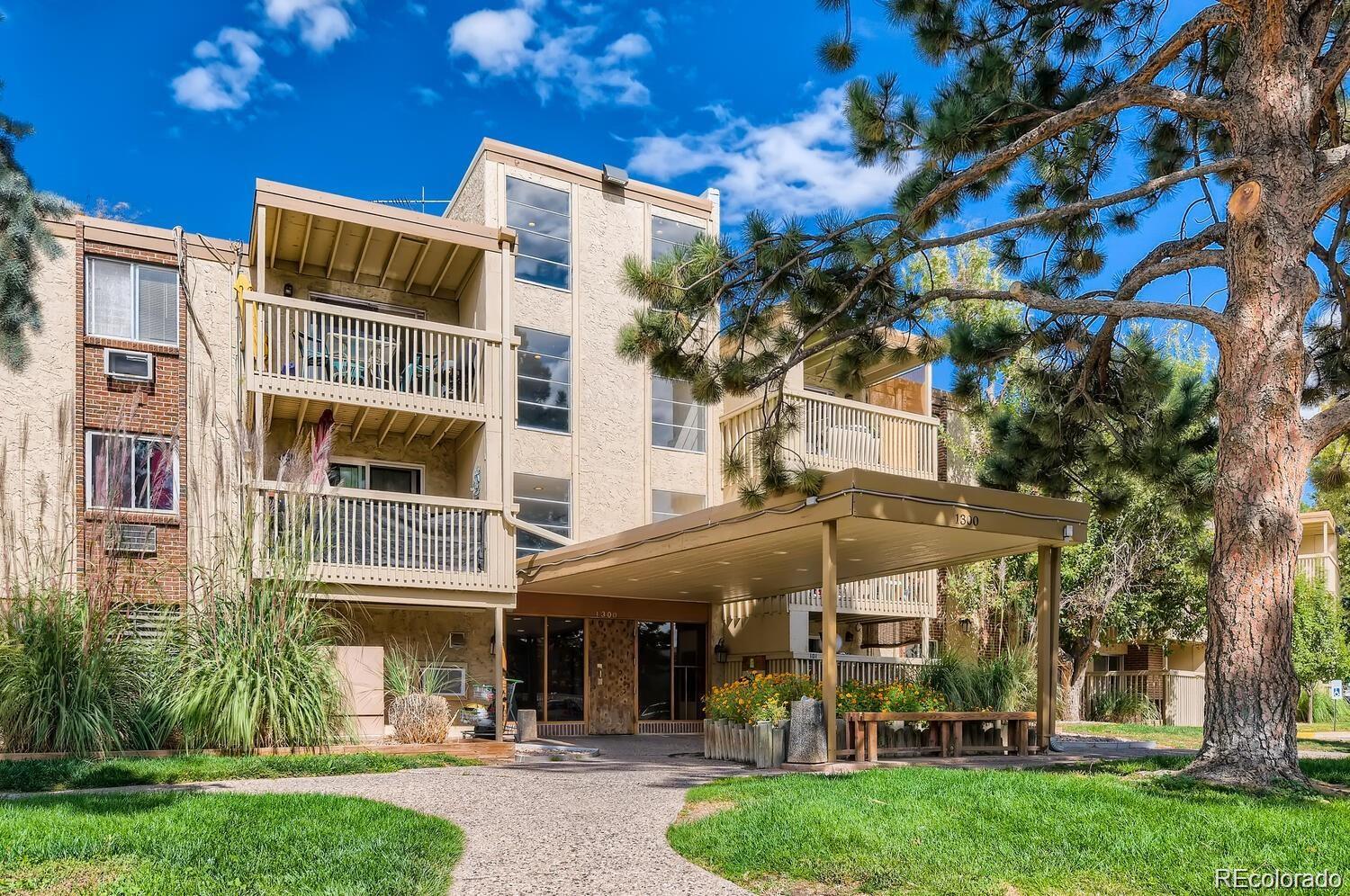 1302 S Parker Rd #123, Denver, CO 80231