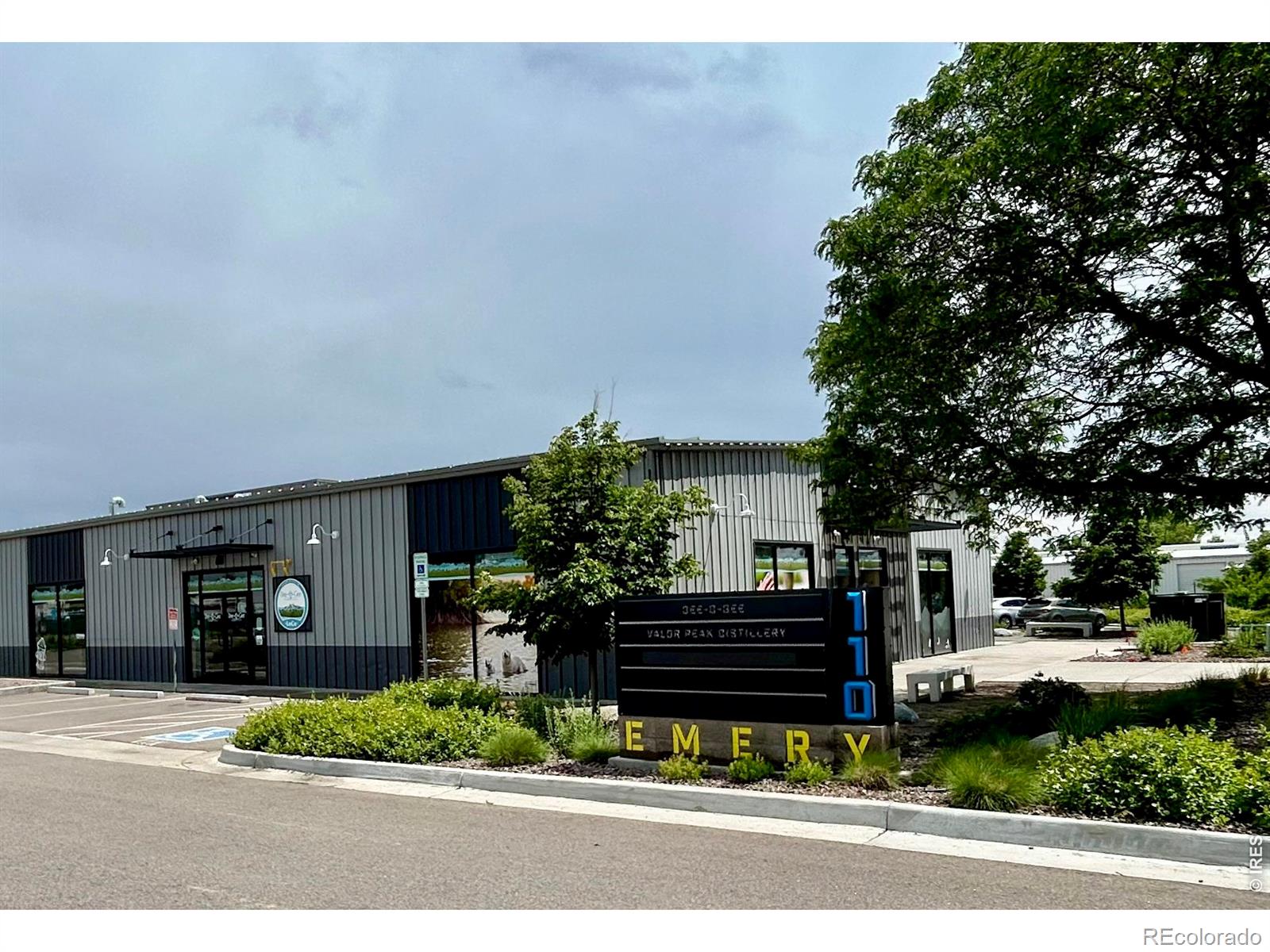 927 E 4th Ave, Longmont, CO 80504