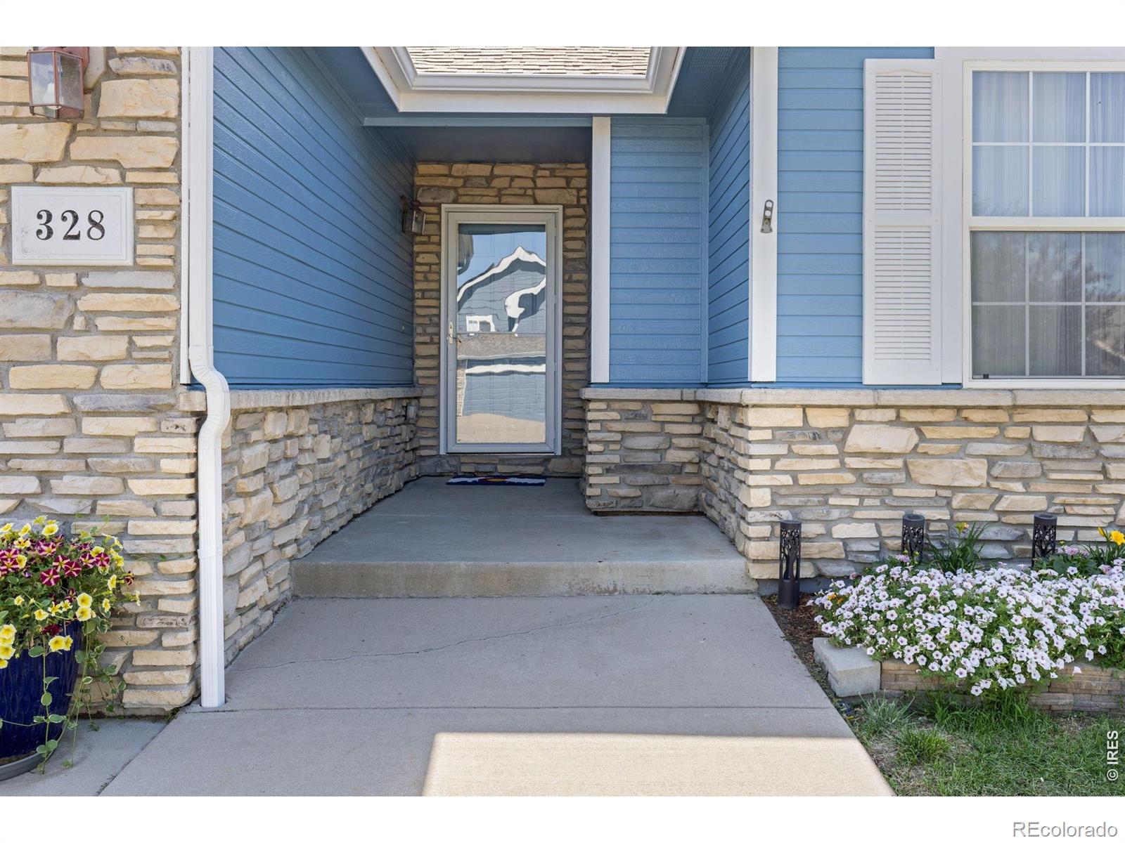 328 Gypsum Ln, Johnstown, CO 80534