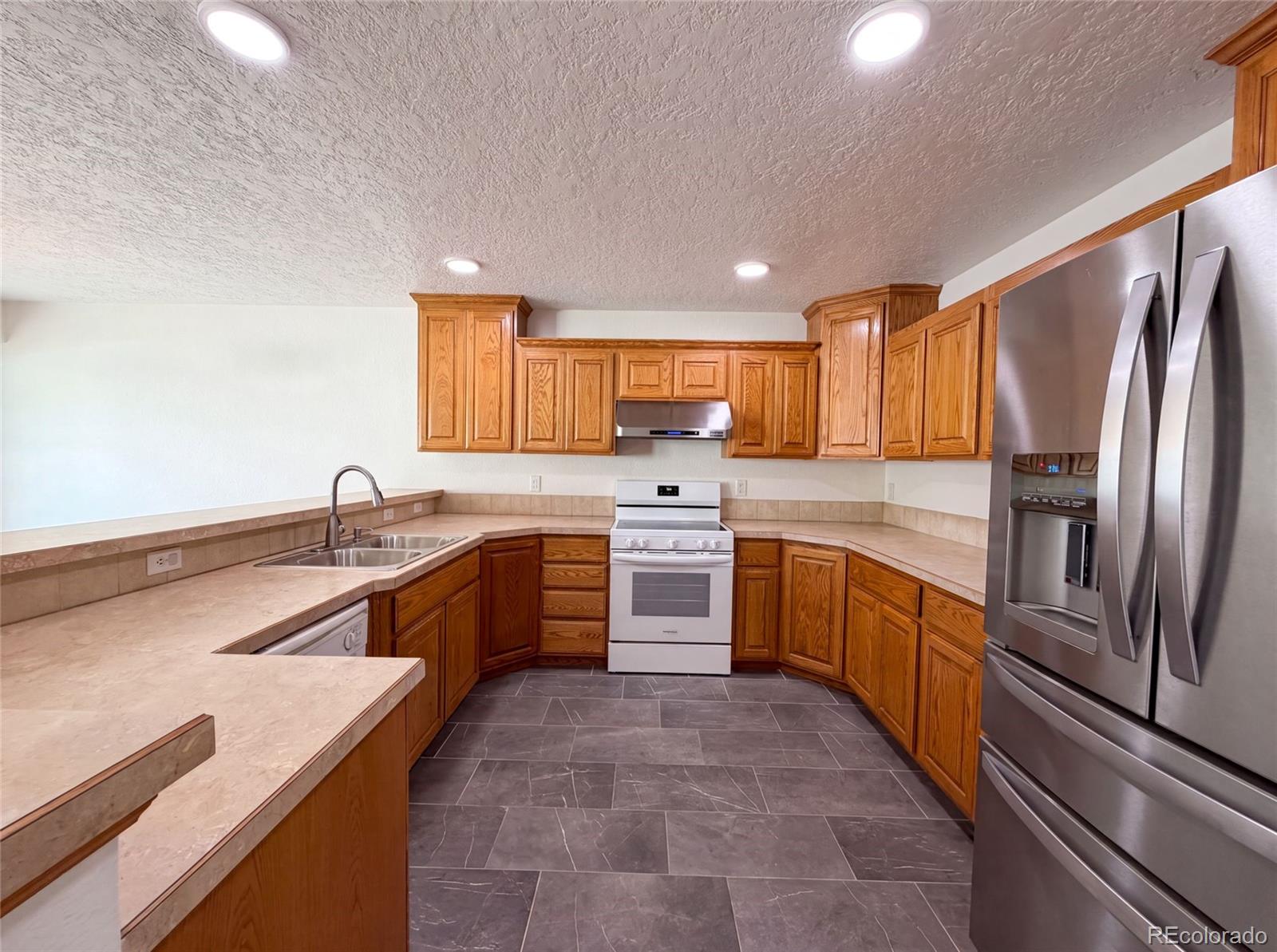 6200 W 6th Street Rd, Greeley, CO 80634