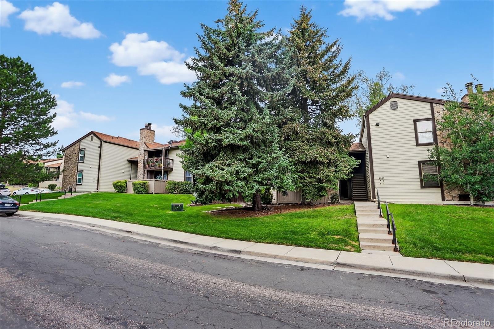 8695 Yukon St #O, Arvada, CO 80005