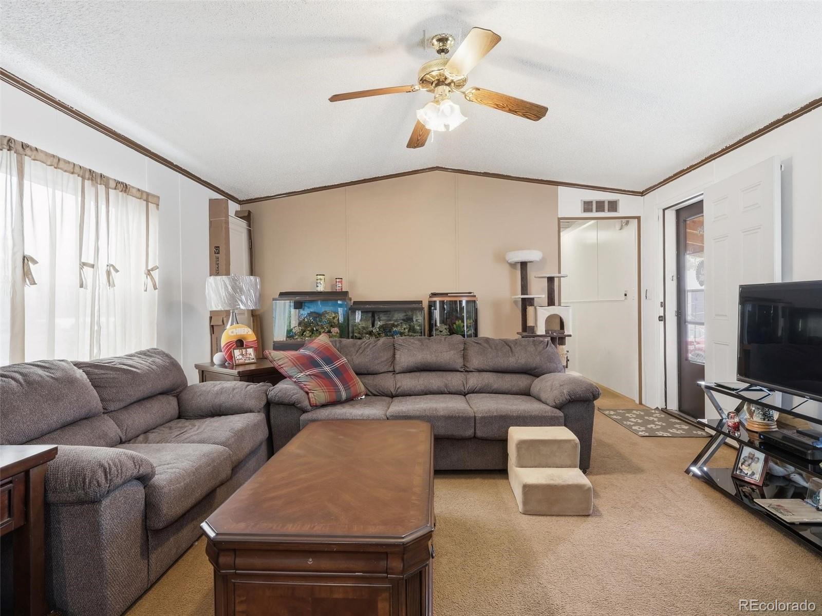 1570 Sedalia Way, Aurora, CO 80011