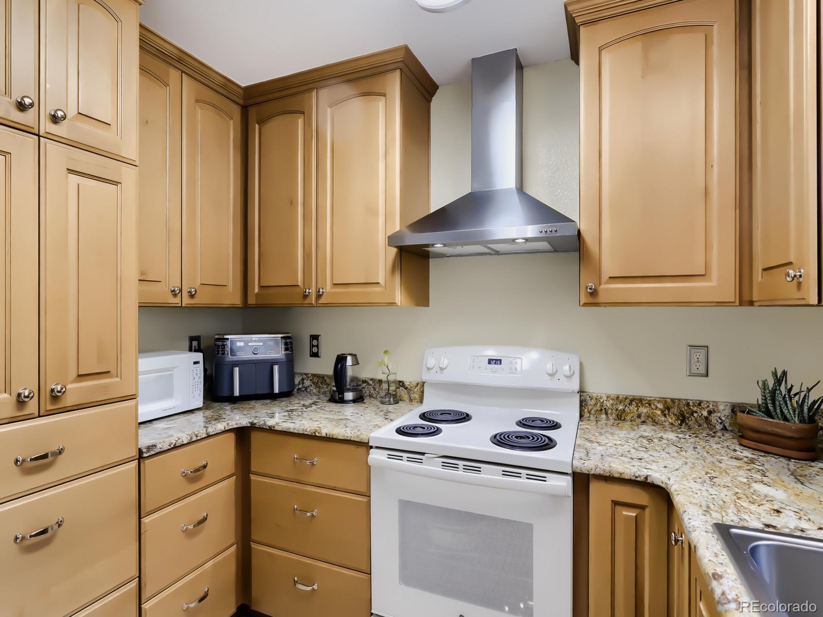 4240 Chenango Dr, Colorado Springs, CO 80911