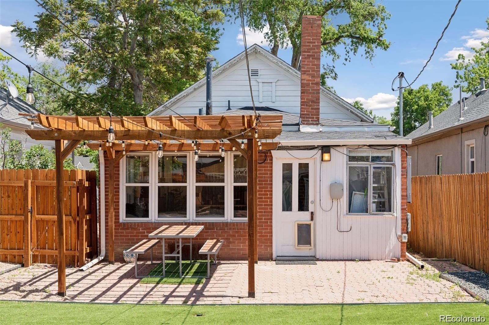 4877 Perry St, Denver, CO 80212