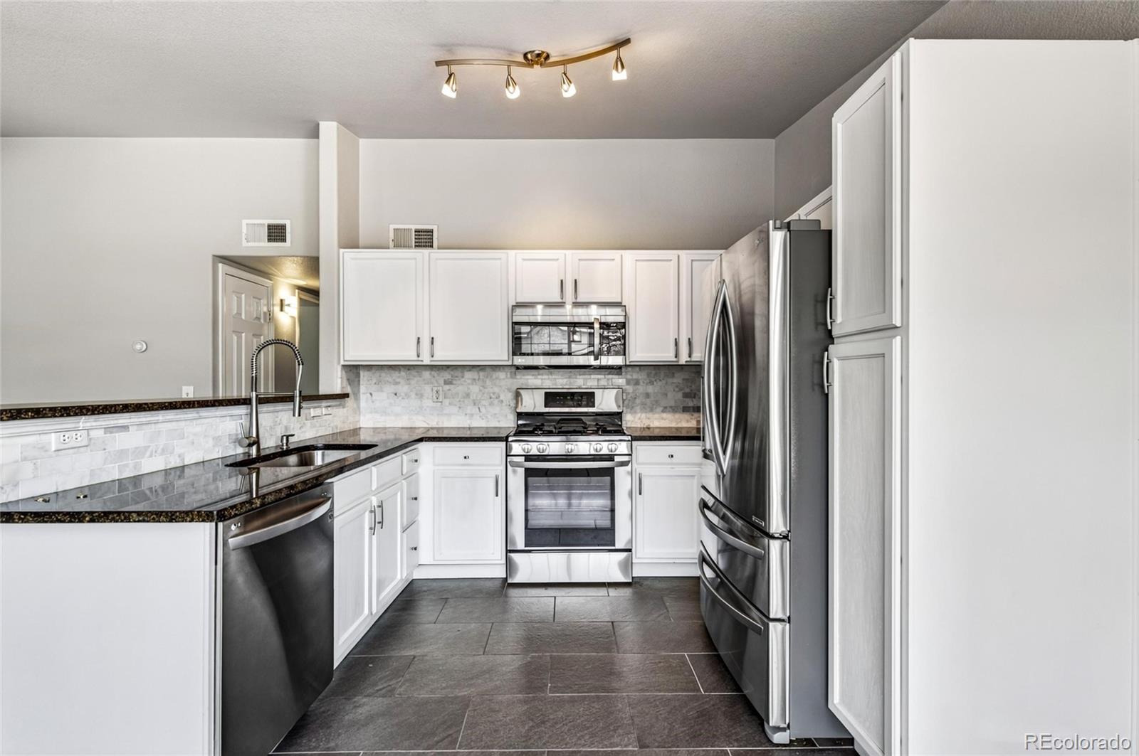 9992 E Idaho Cir #201, Aurora, CO 80247