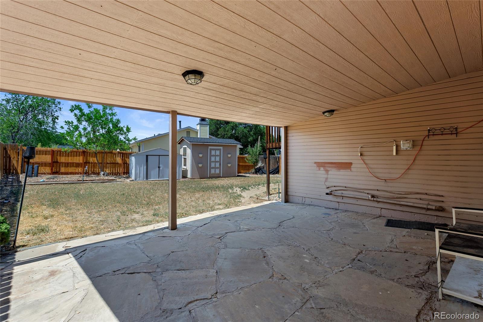 1495 S Biscay Ct, Aurora, CO 80017