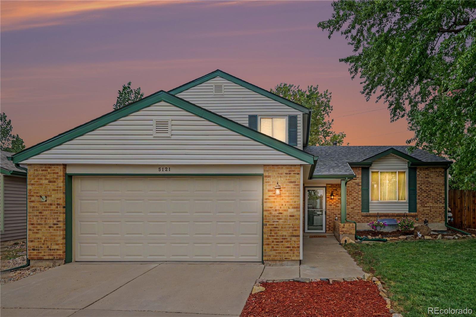 5121 S Quintero St, Centennial, CO 80015