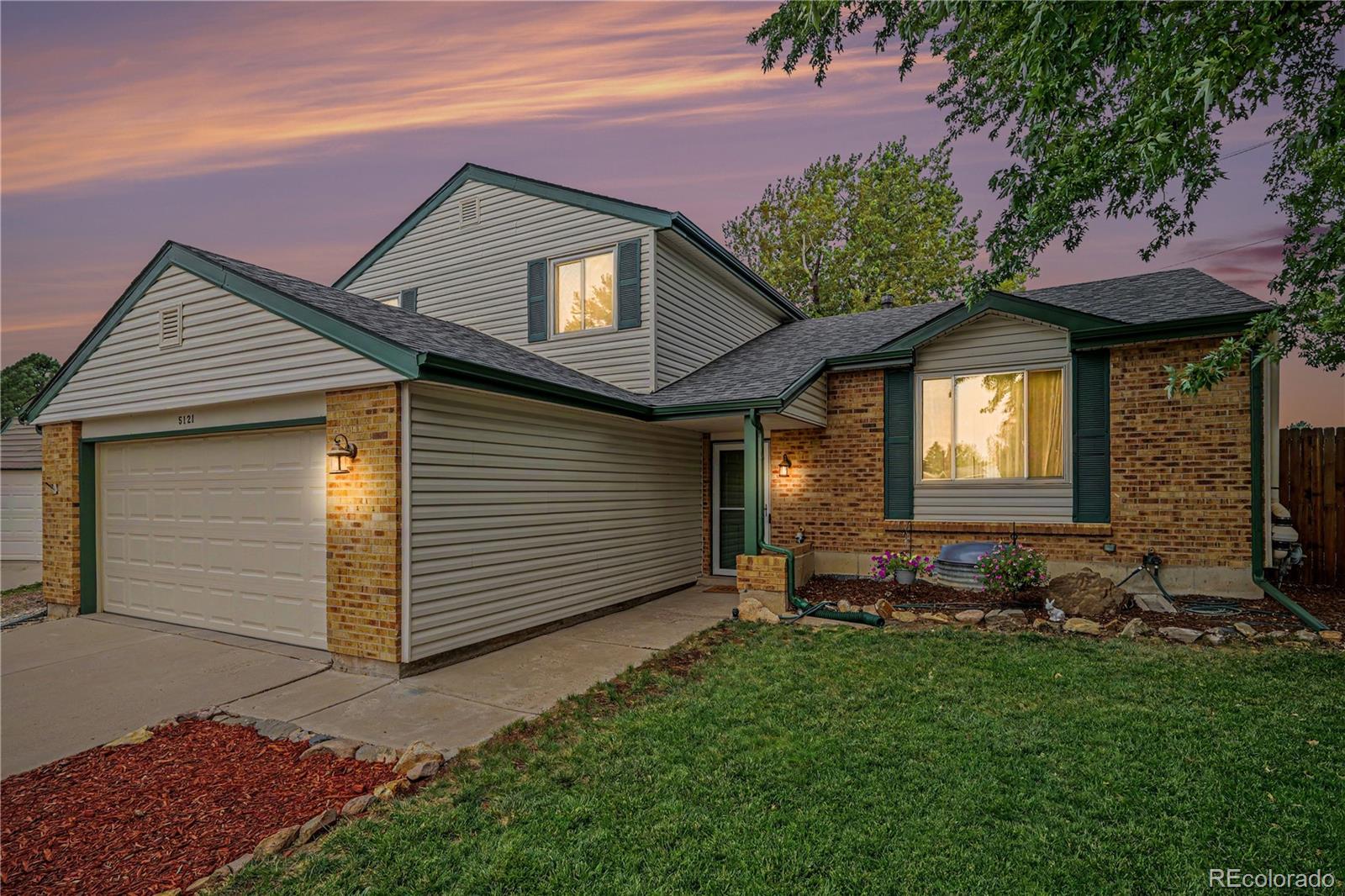 5121 S Quintero St, Centennial, CO 80015
