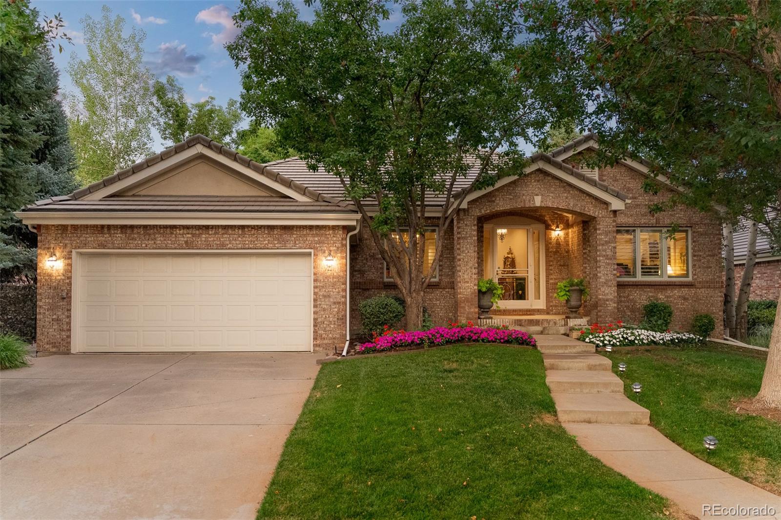 41 Silver Fox Cir, Littleton, CO 80121
