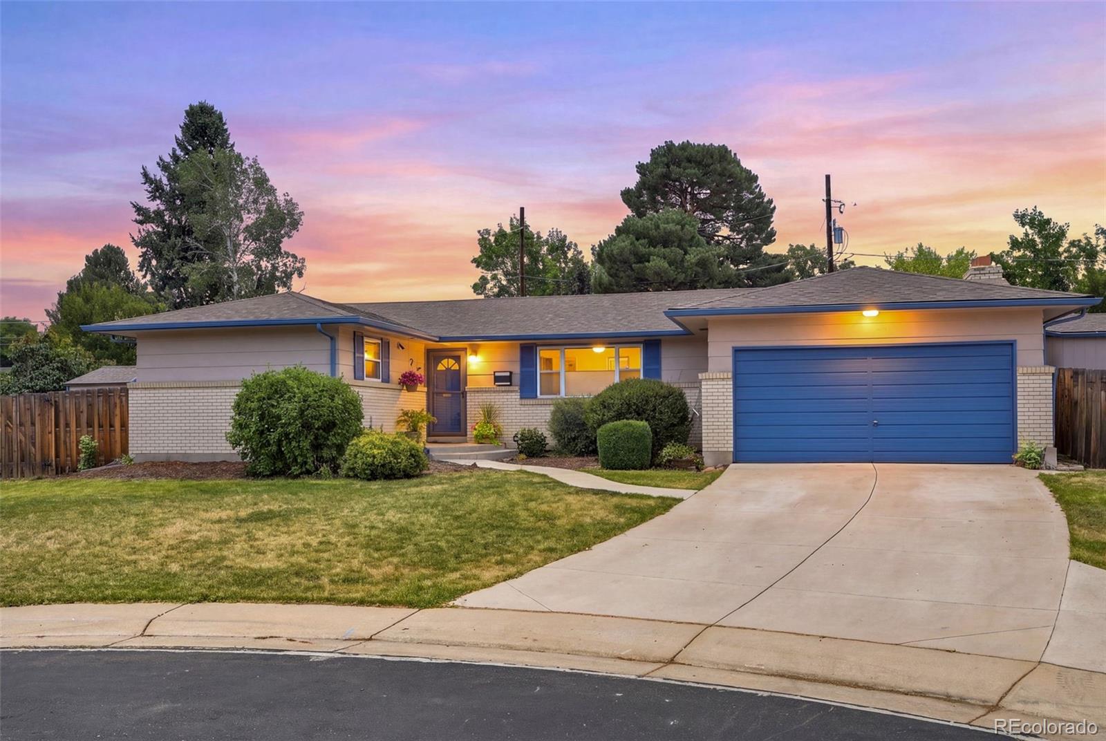 977 S Johnson St SE, Lakewood, CO 80226