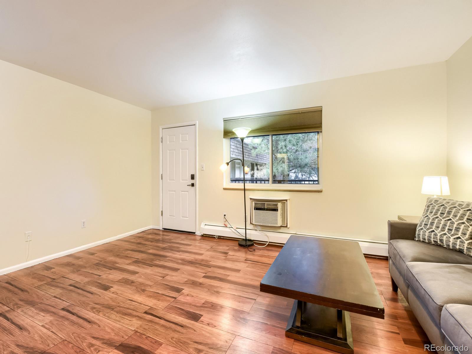 5875 E Iliff Ave #318, Denver, CO 80222