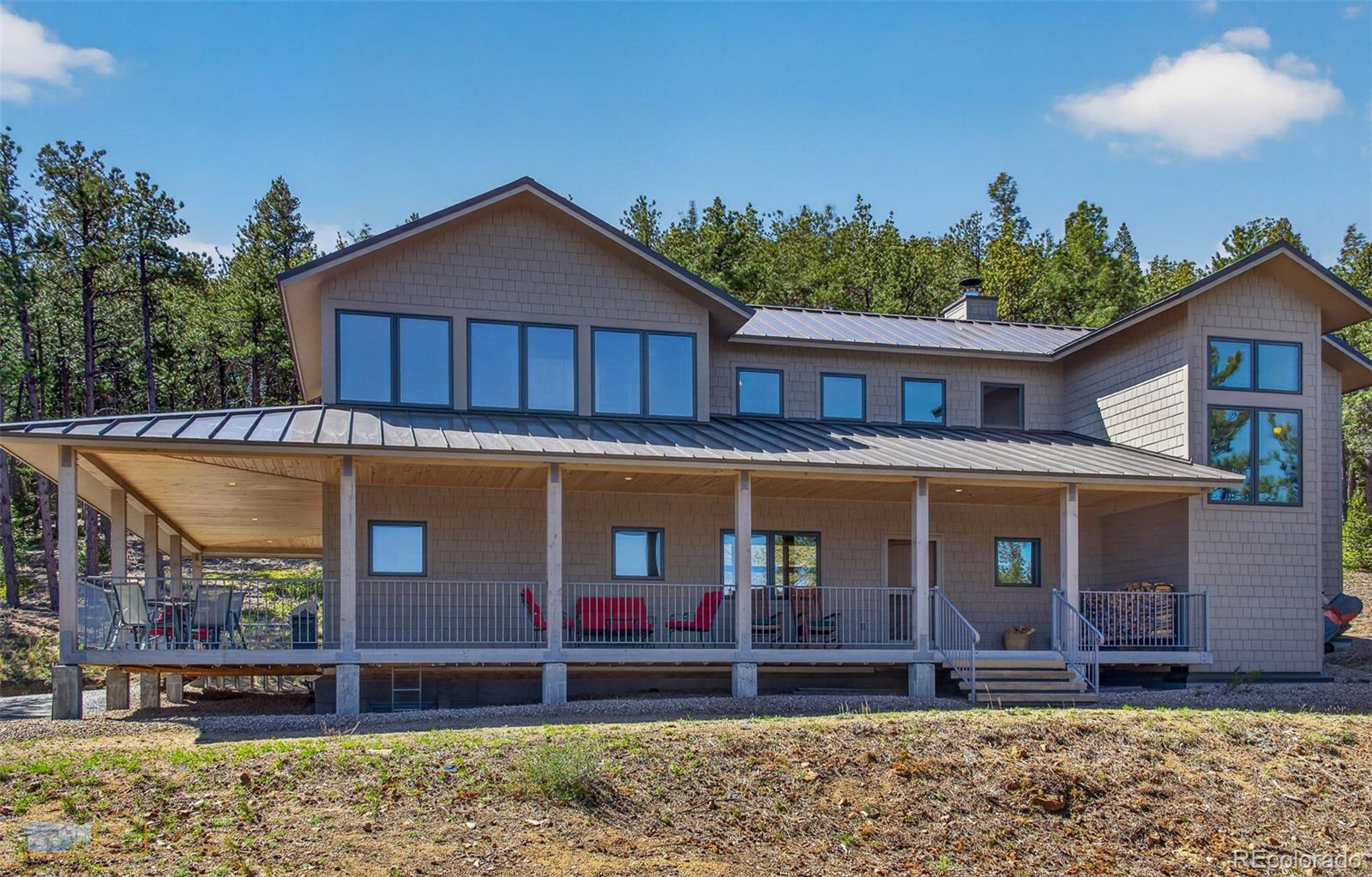 942 Spruce Dr, Lyons, CO 80540