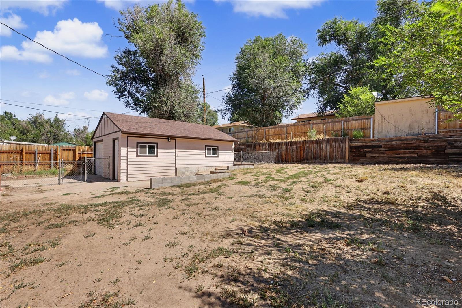 105 Linden Dr, Colorado Springs, CO 80911