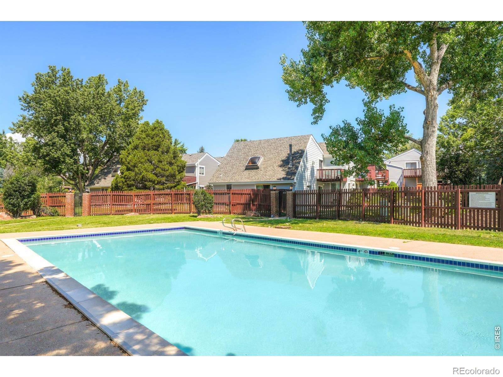 3690 Iris Ave #B2, Boulder, CO 80301