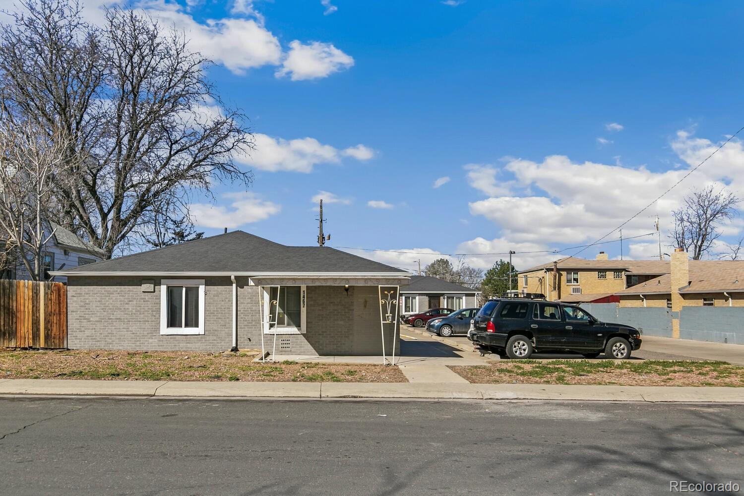 1467 Joliet St, Aurora, CO 80010