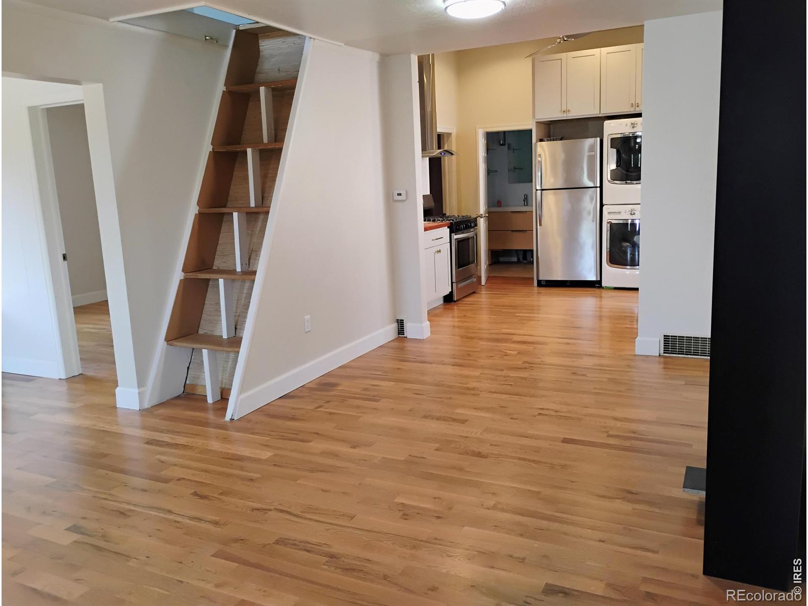 217 5th Ave, Lyons, CO 80540