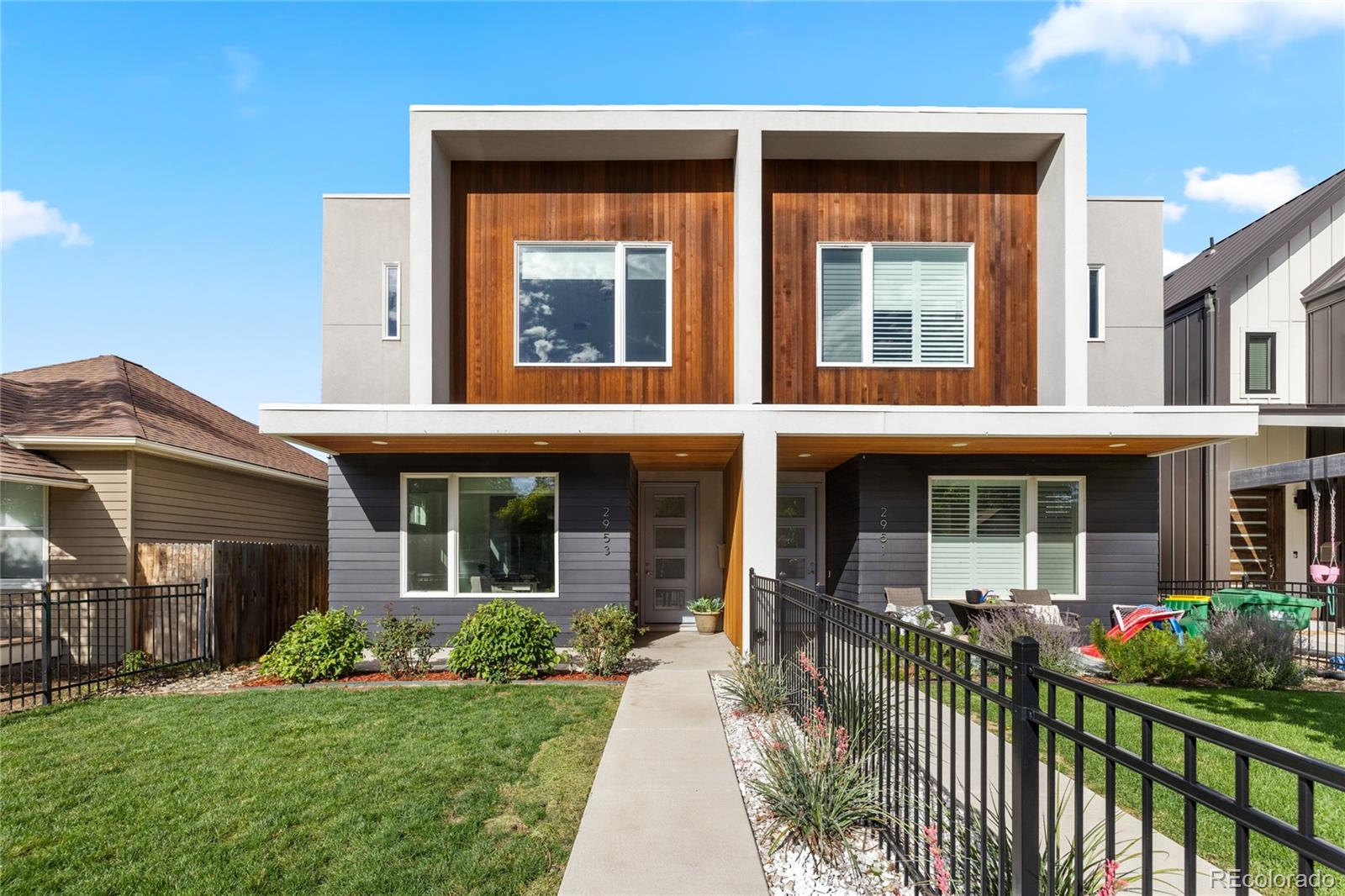 2953 S Delaware St, Englewood, CO 80110