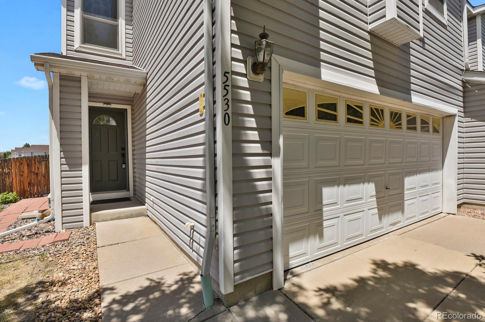 5530 S Quemoy Cir, Aurora, CO 80015
