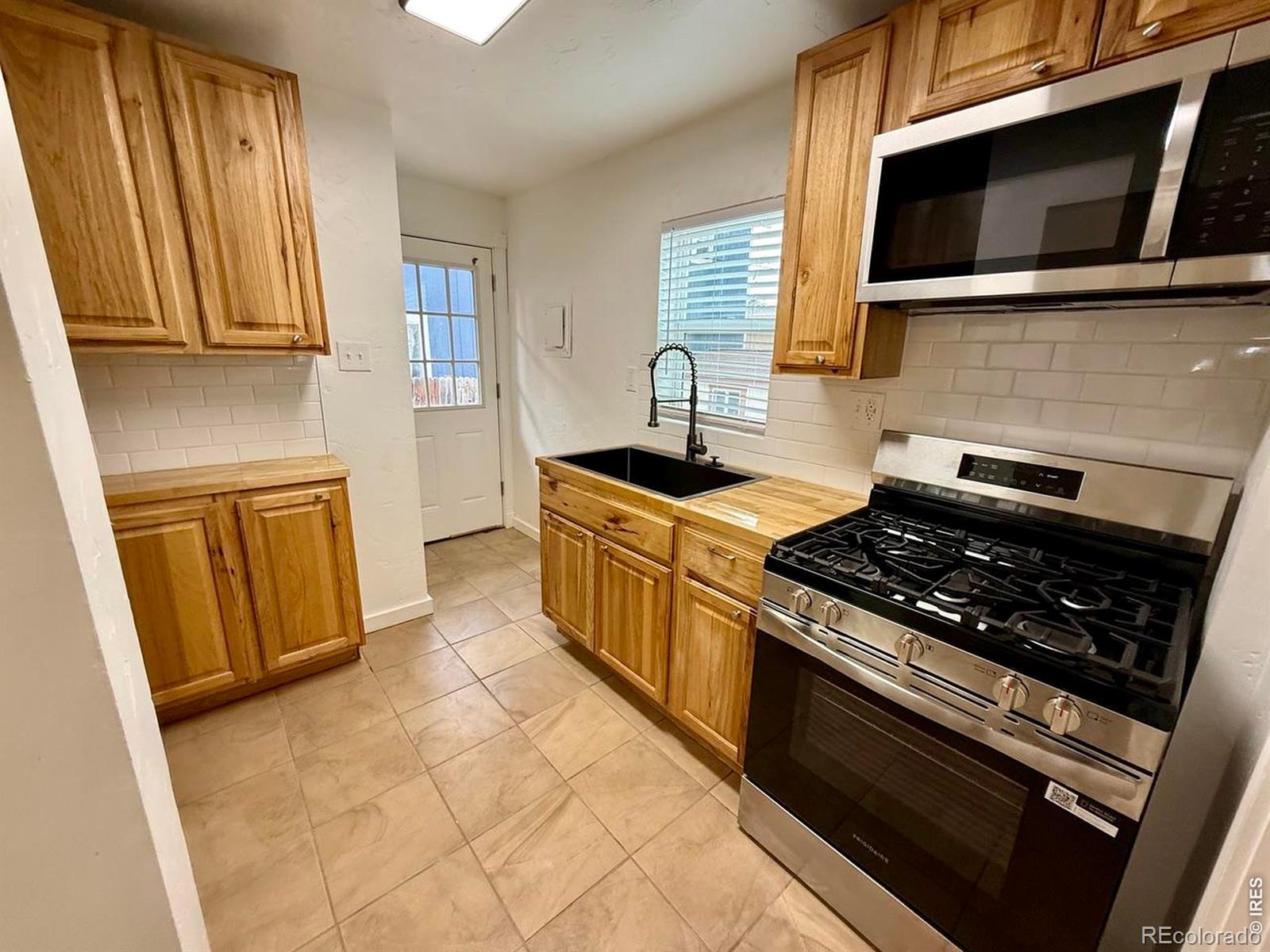 1006 4th St, Greeley, CO 80631