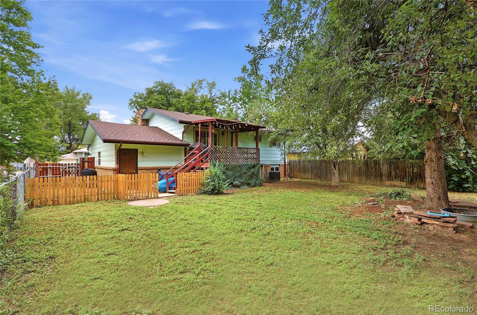 18 Kodiak Ct, Longmont, CO 80504