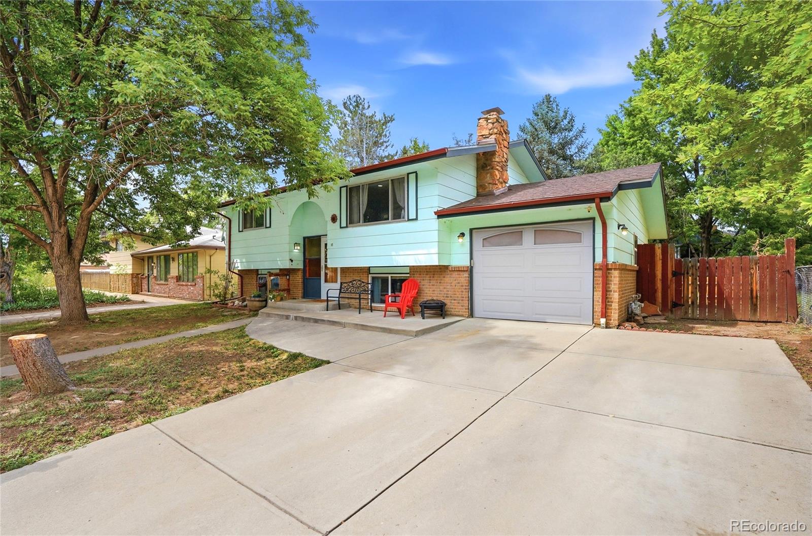 18 Kodiak Ct, Longmont, CO 80504