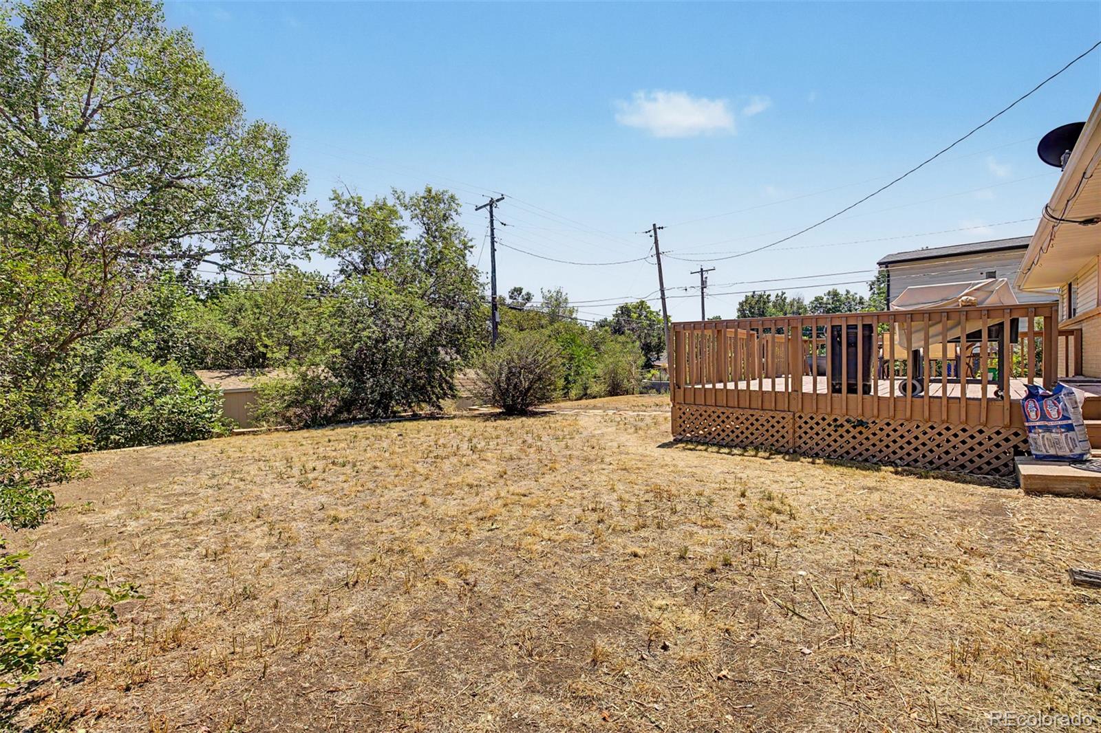 888 S Owens Ct, Lakewood, CO 80226