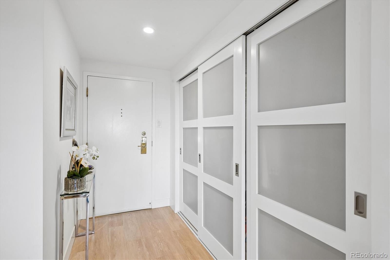 460 S Marion Pw #1053, Denver, CO 80209