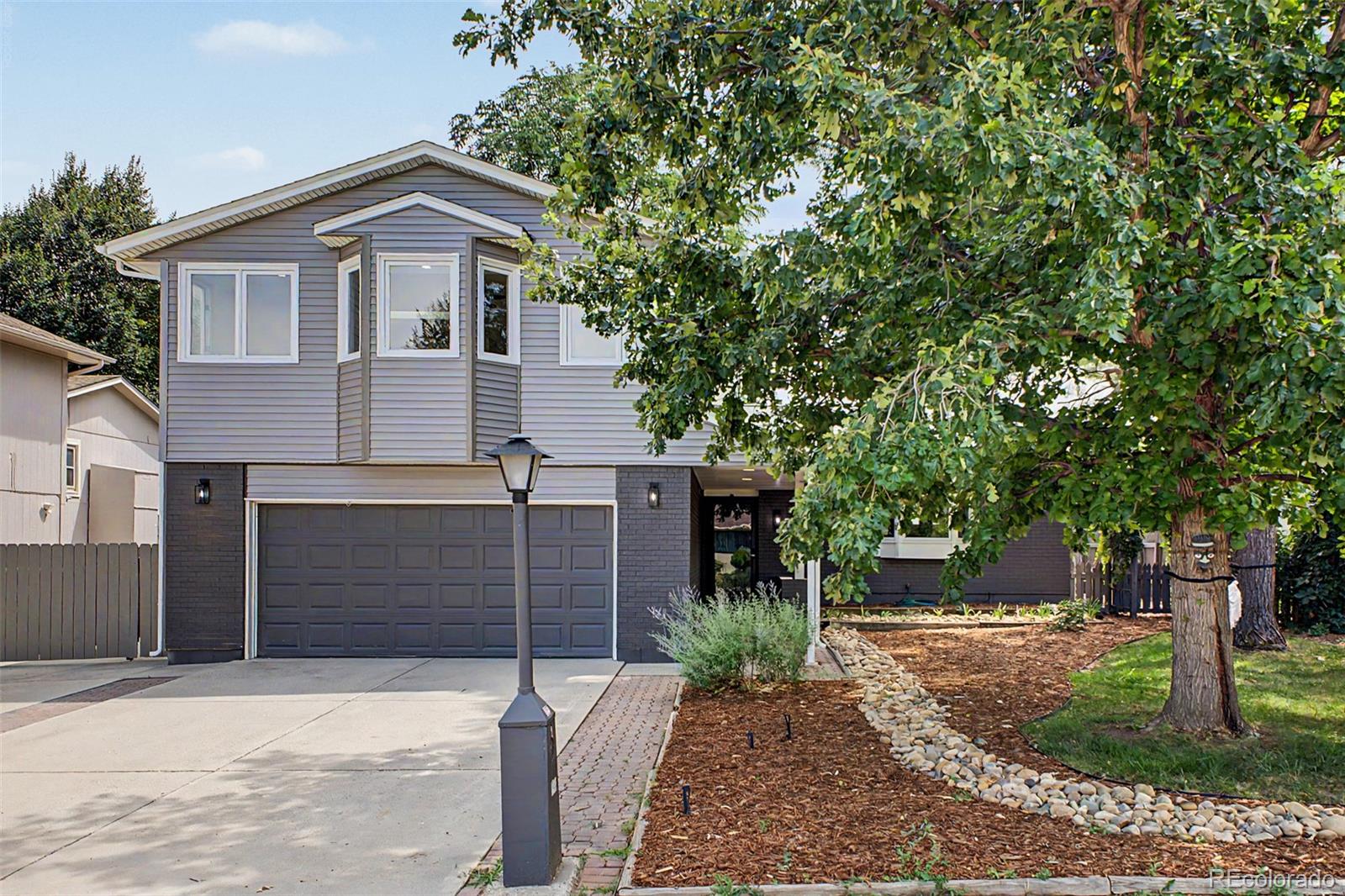 2823 Humboldt Cir, Longmont, CO 80503