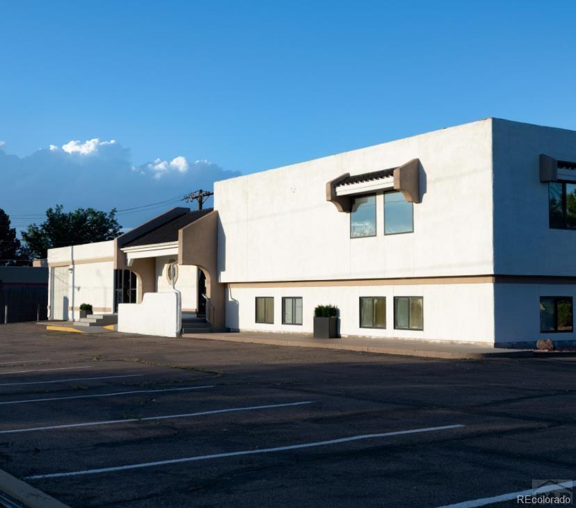 2020 S Pueblo Blvd, Pueblo, CO 81005