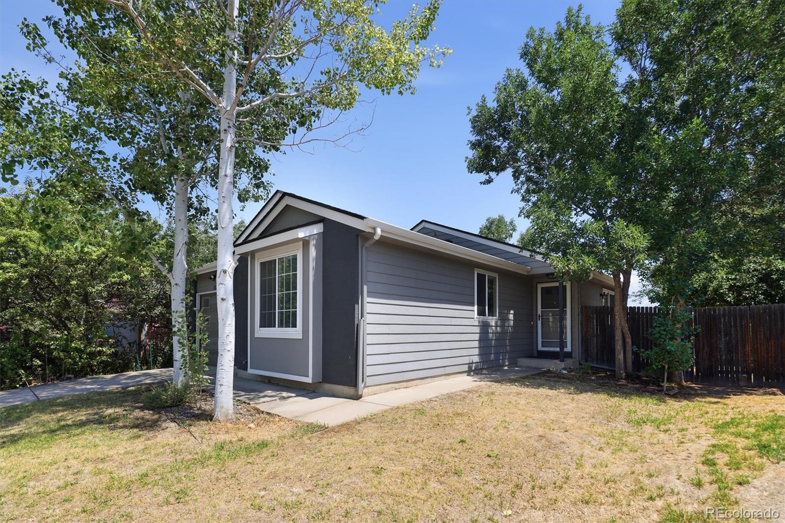 2320 E Cherrywood Dr, Lafayette, CO 80026
