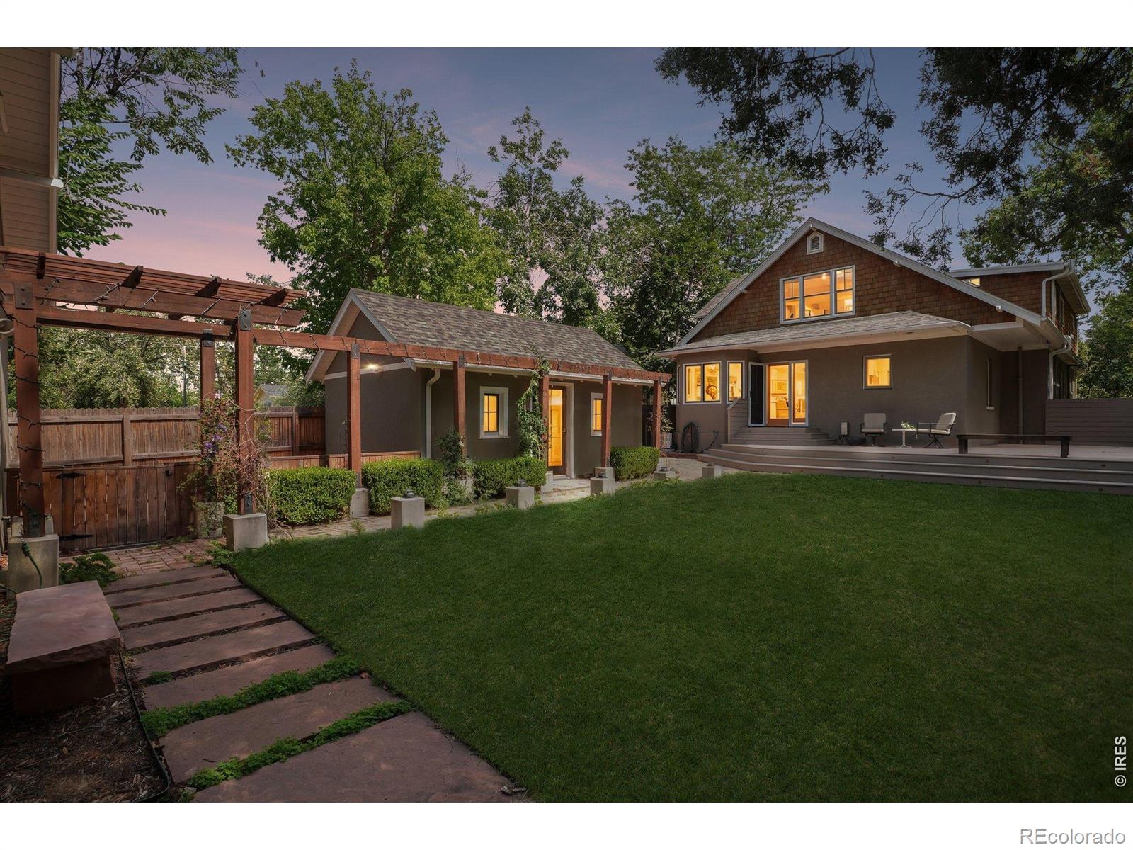 1013 Mapleton Ave, Boulder, CO 80304