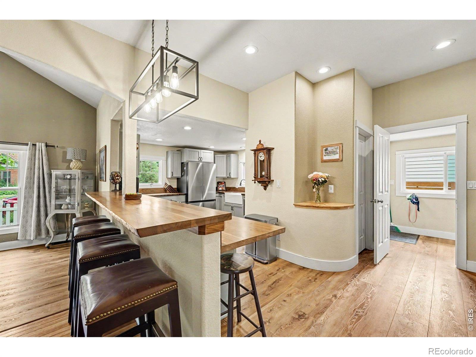 703 W Mountain Ave, Fort Collins, CO 80521