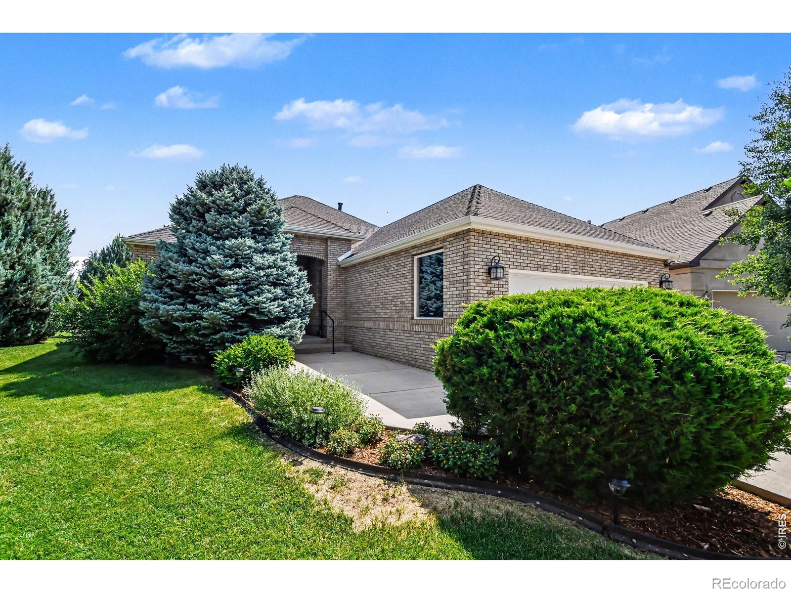 915 Falcon Ridge Ct, Eaton, CO 80615