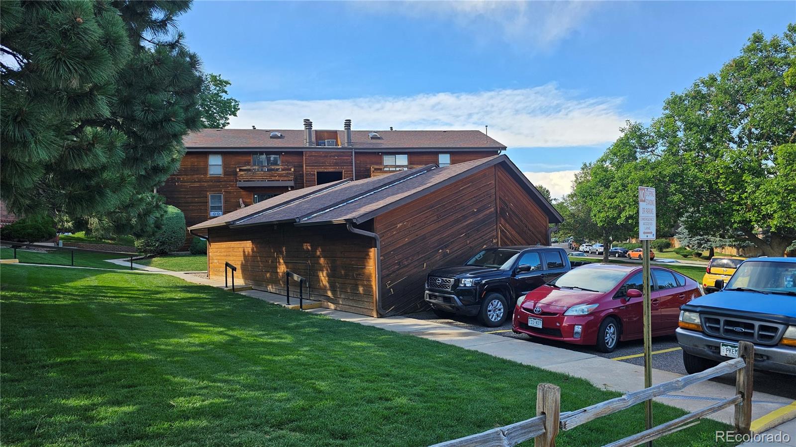 331 Wright St #203, Denver, CO 80228