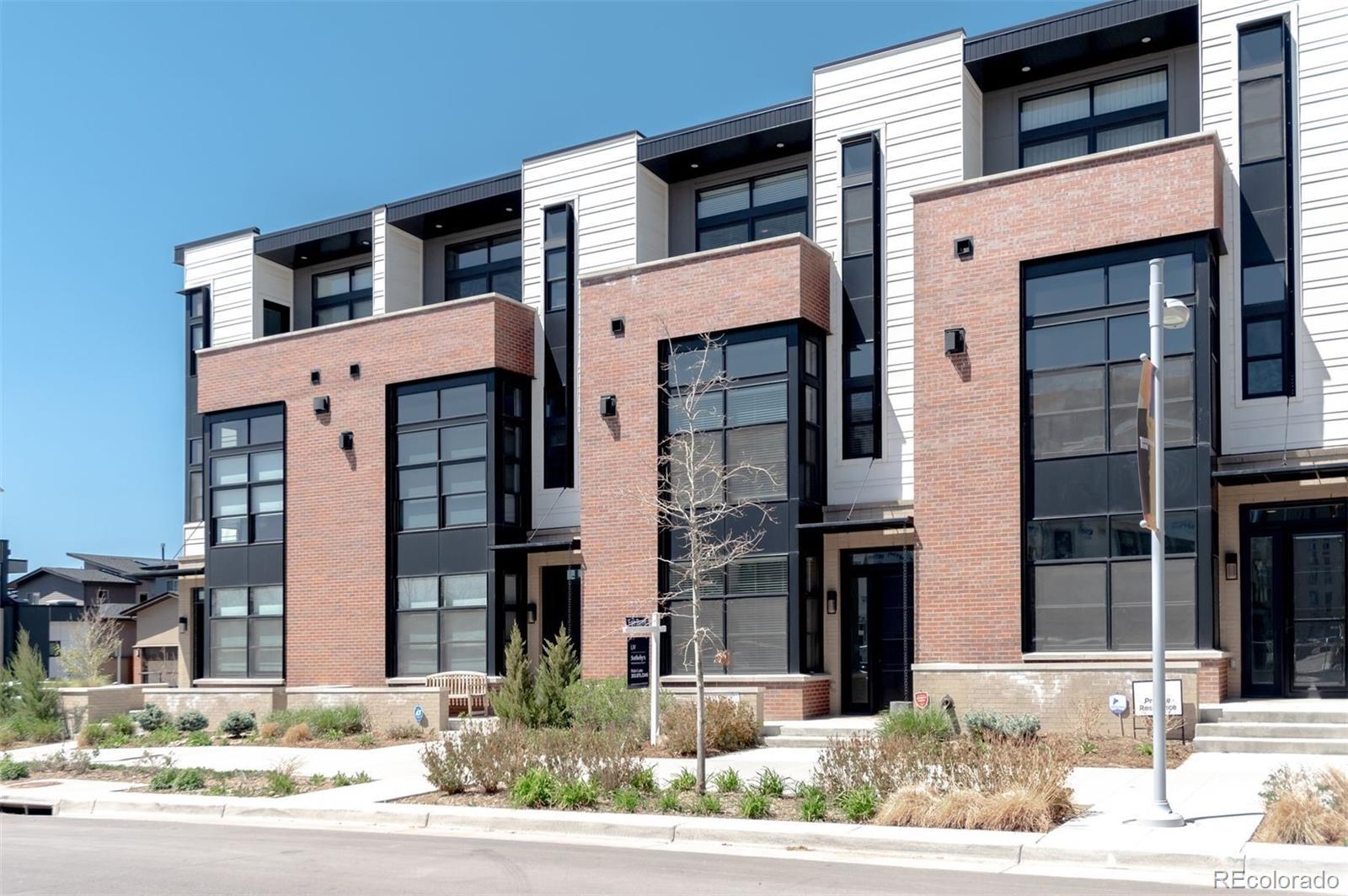 6825 E Lowry Blvd, Denver, CO 80230
