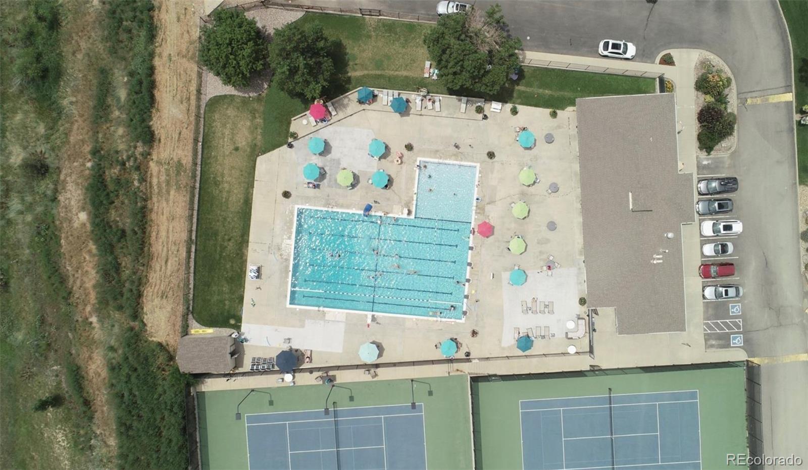 176 High Point Dr, Longmont, CO 80504
