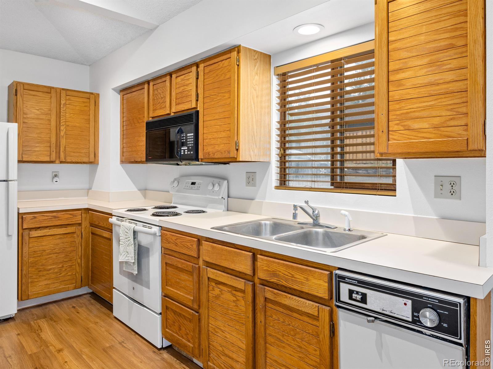 1010 S Saint Vrain Ave #2, Estes Park, CO 80517