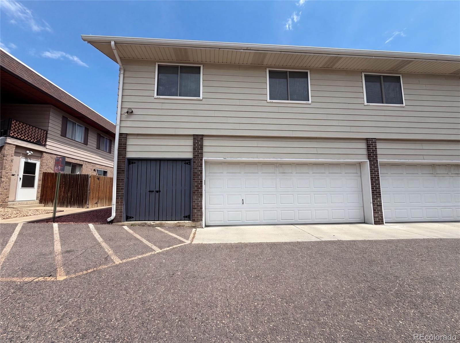 9867 Lane St, Denver, CO 80260