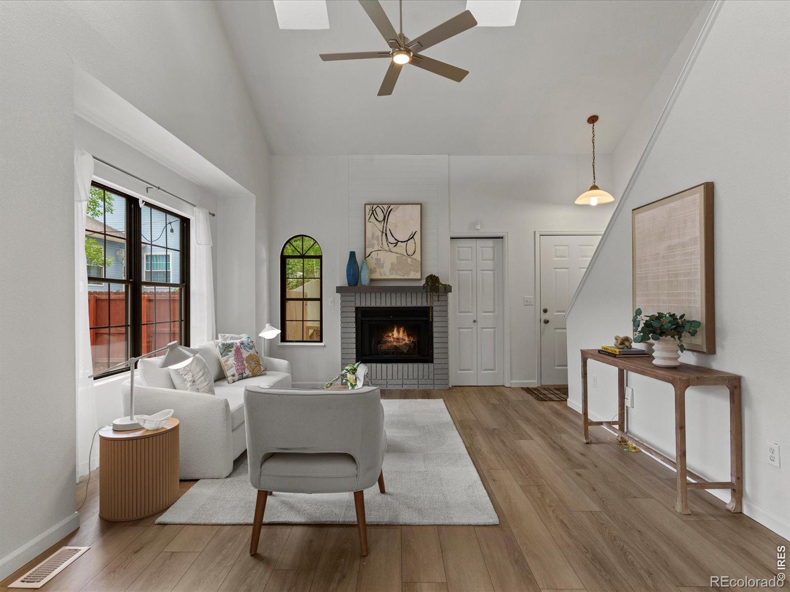 2301 N Shore Dr, Longmont, CO 80503