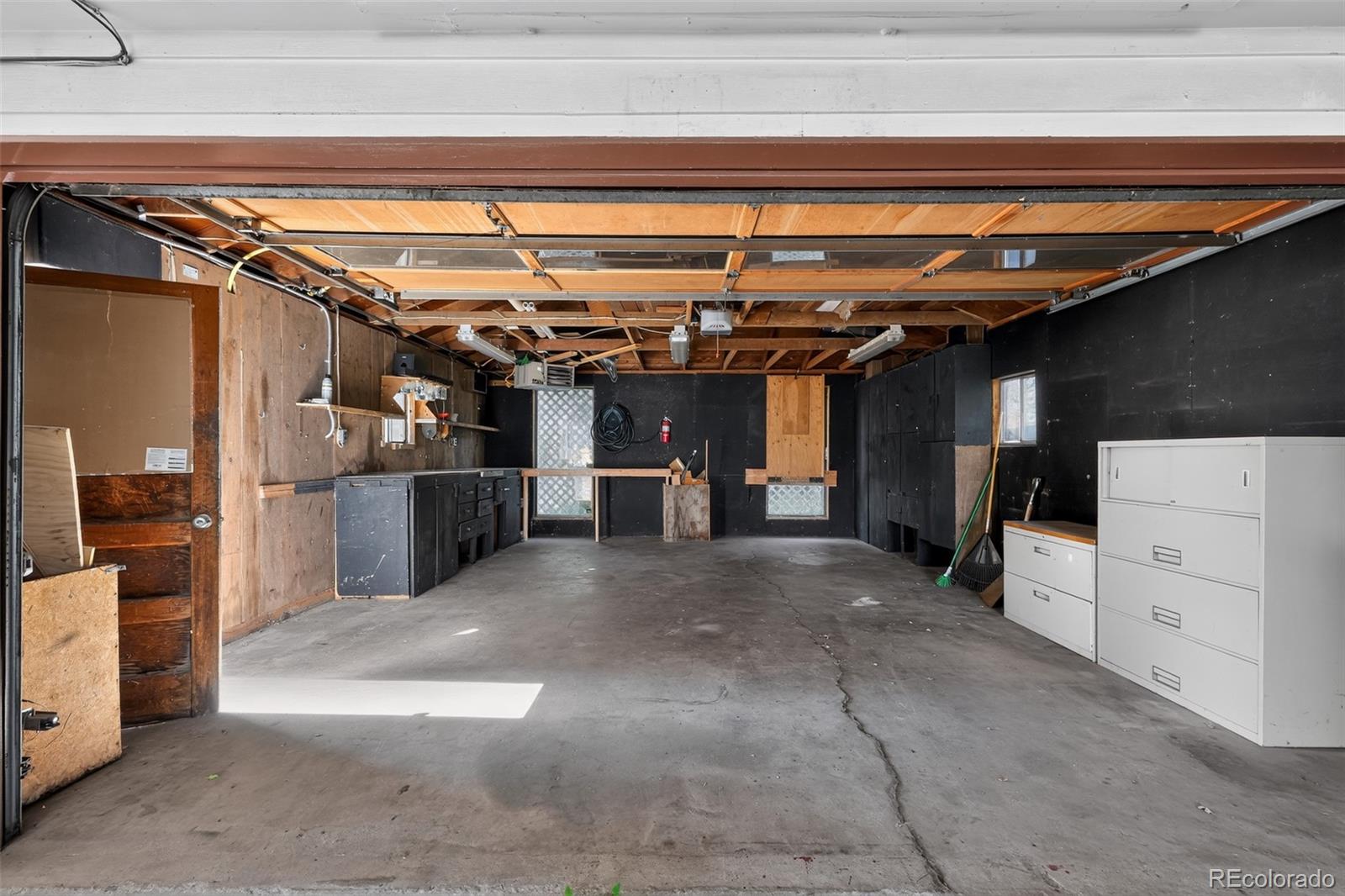 1730 Hoffman Way, Denver, CO 80229