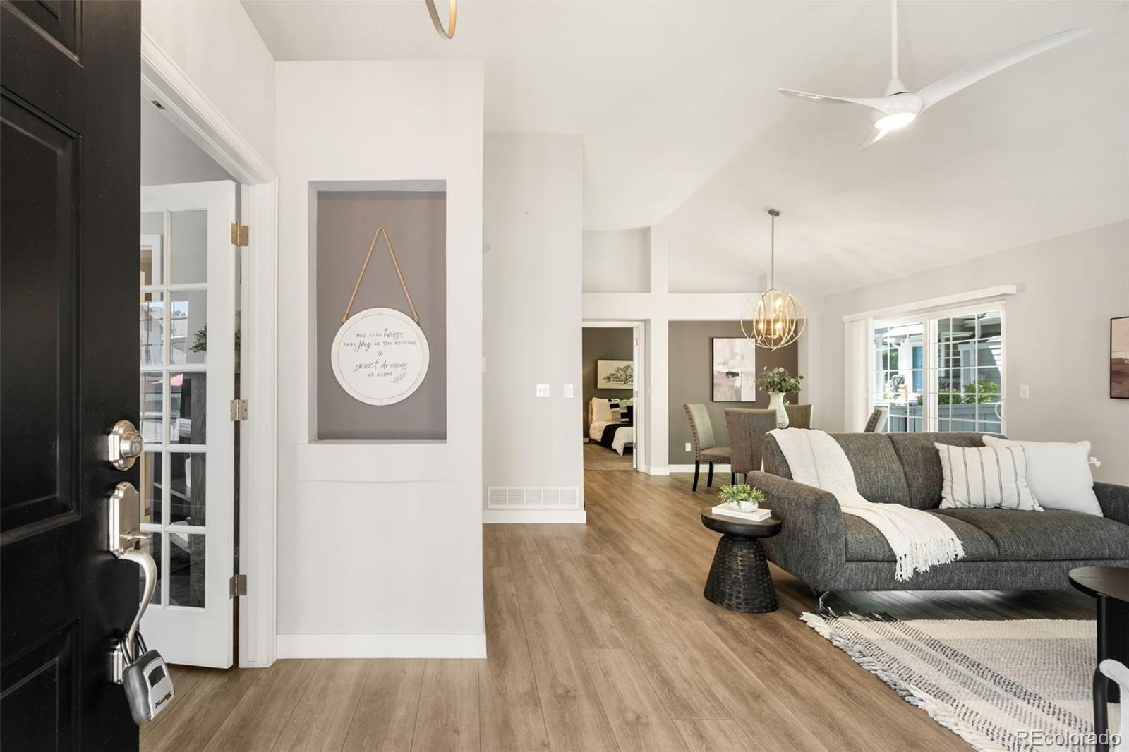 5692 E Nichols Pl, Englewood, CO 80112