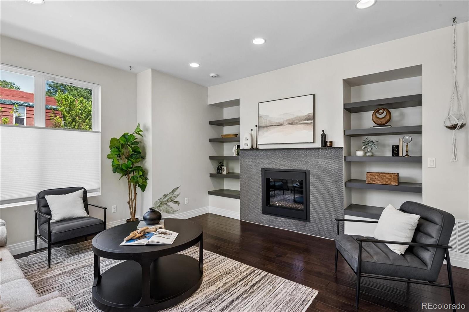 2480 N Clarkson St, Denver, CO 80205