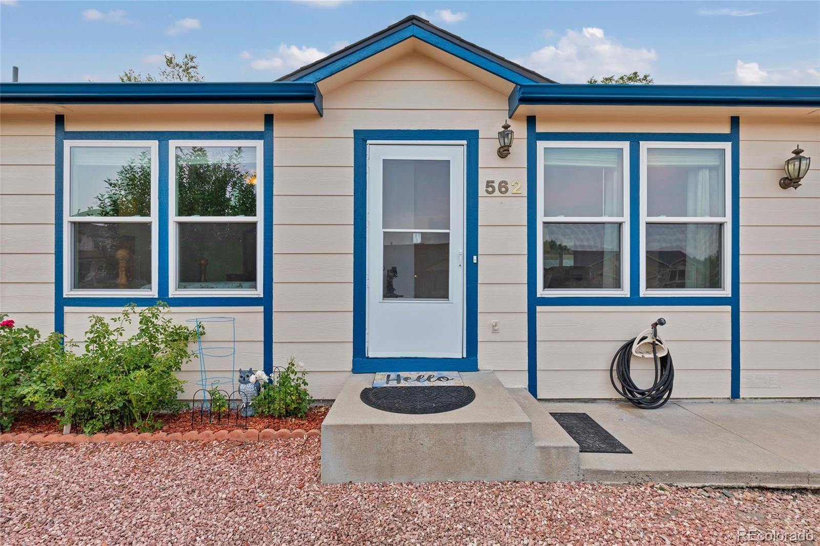 562 Kearney Ave, Colorado Springs, CO 80906