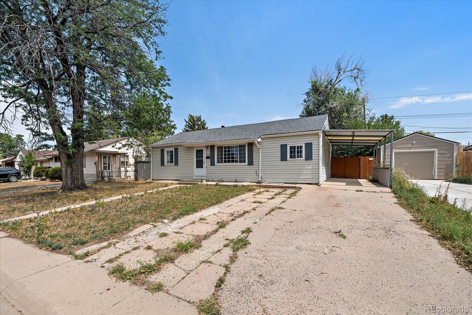 750 Kenton St, Aurora, CO 80010