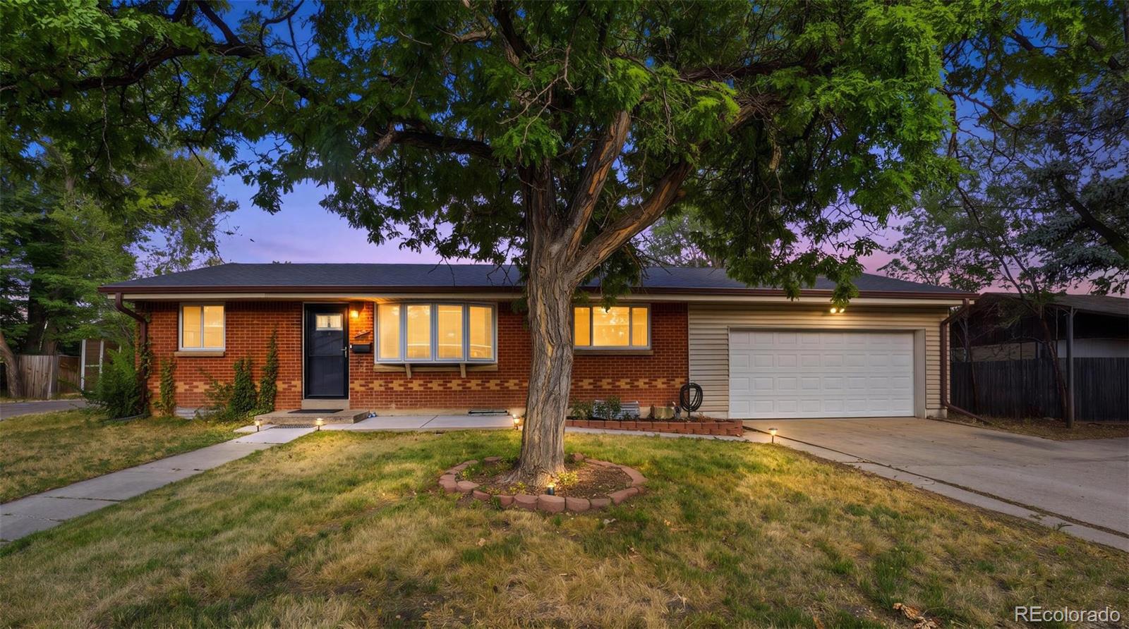 8660 De Soto St, Denver, CO 80229