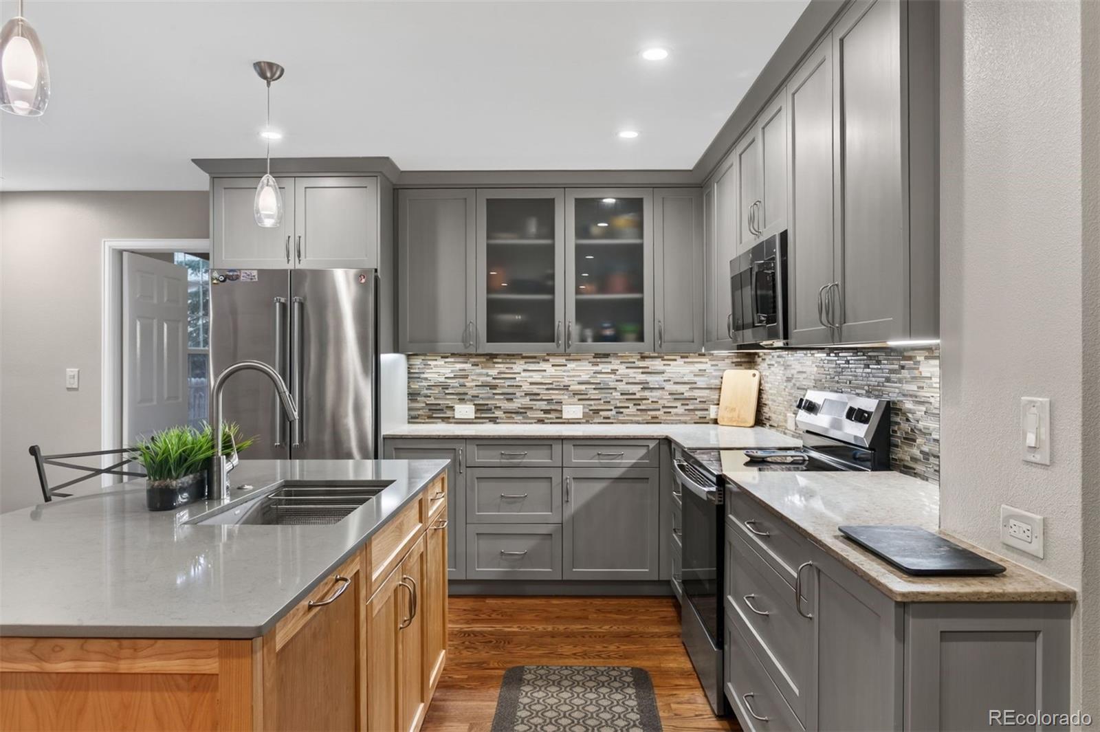 5927 E Jamison Ln, Centennial, CO 80112