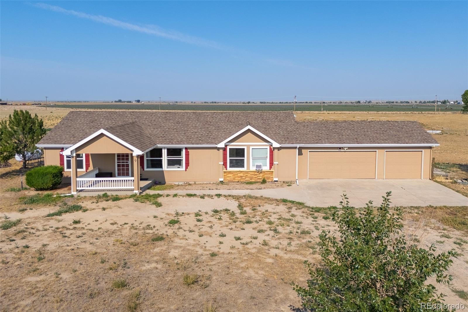 9 E Ranch Rd, Wiggins, CO 80654