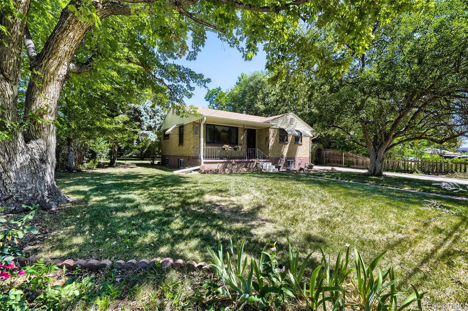 8085 W 10th Ave, Lakewood, CO 80214