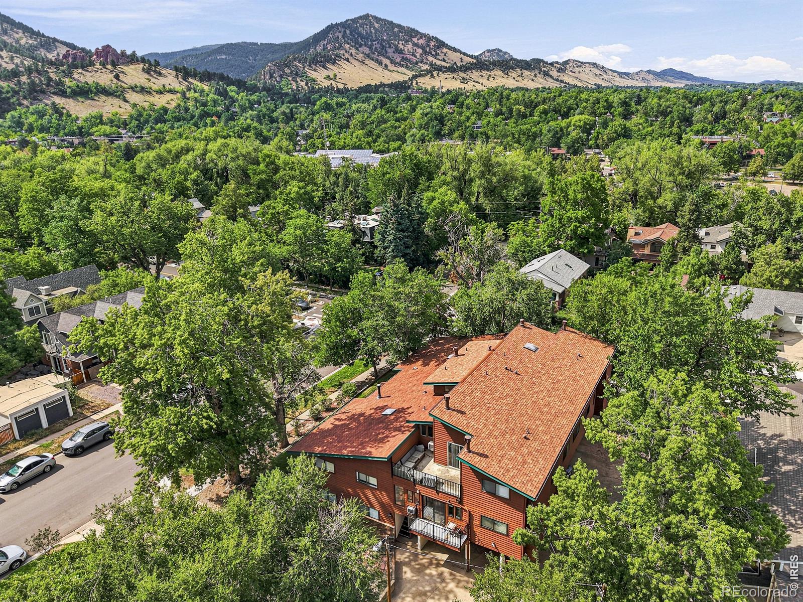 600 Arapahoe Ave #5, Boulder, CO 80302